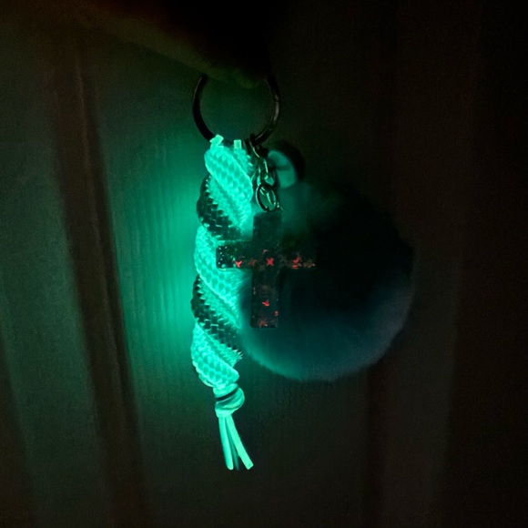 🌟Heavenly Blue Swirl Keychain - Picture 3 of 3